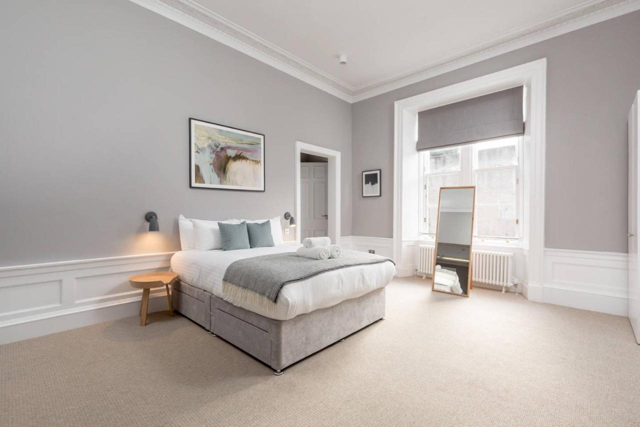 Joivy Spacious And Bright 1Bed Apt, Short Walk From Princes Street إدنبرة المظهر الخارجي الصورة