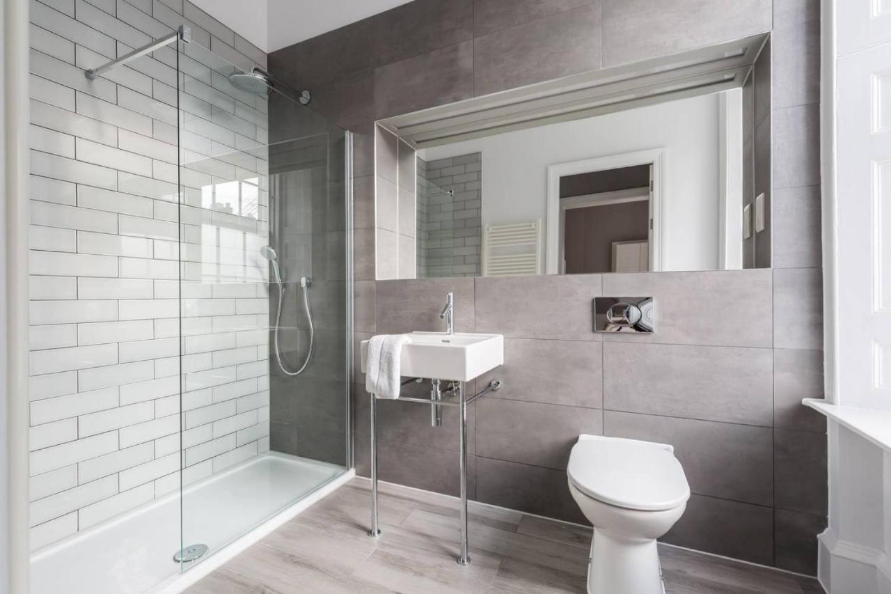 Joivy Spacious And Bright 1Bed Apt, Short Walk From Princes Street إدنبرة المظهر الخارجي الصورة